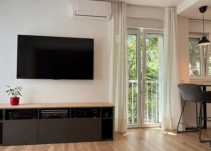 Lora Апартаменты Сплит