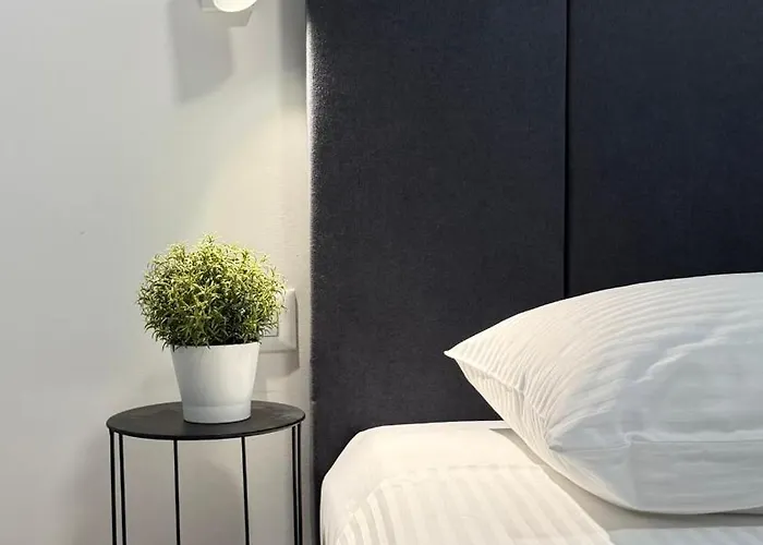 Апартаменты Lora *